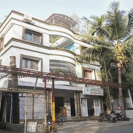Super Townhouse The Upper Room Near Pune Airport Lohogaon Exterior foto